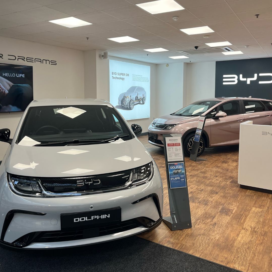 LSH Auto UK’s new BYD dealership officially opens in Bury with a showroom at Millgate Shopping Centre.