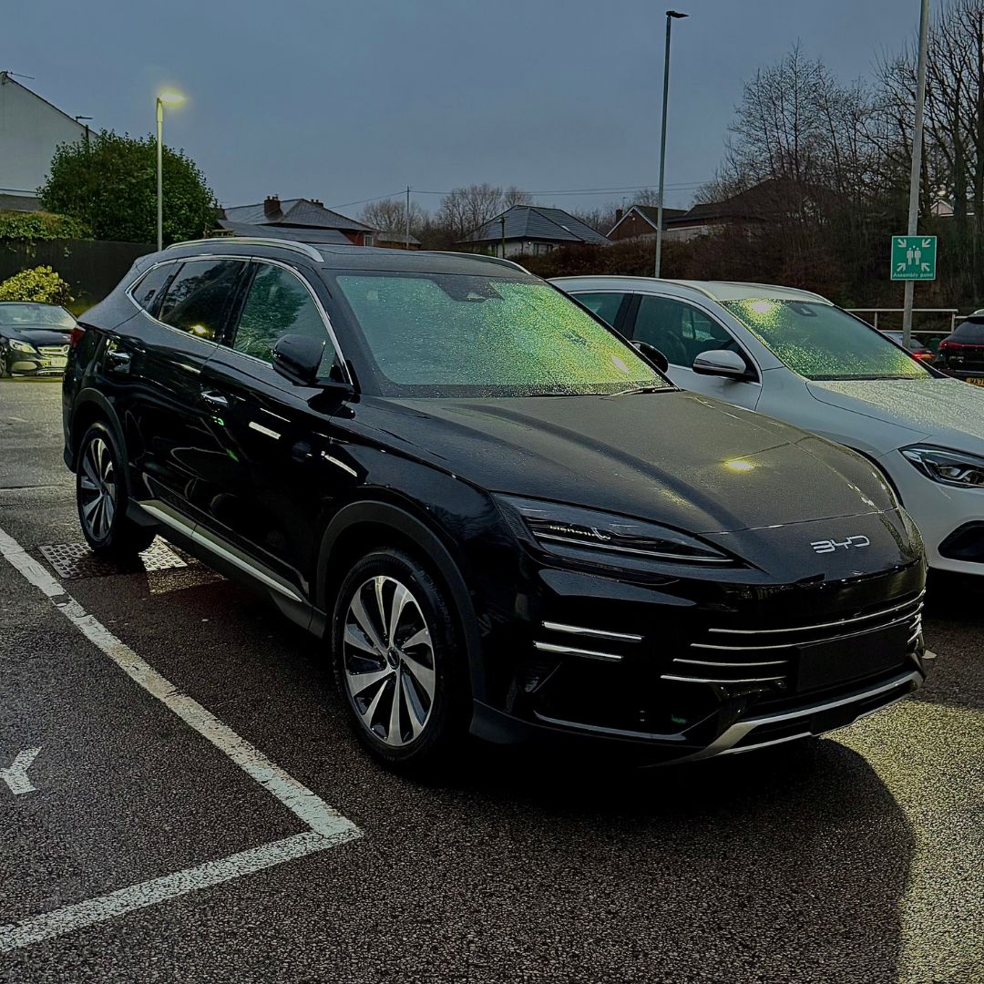 LSH Auto UK’s new BYD dealership officially opens in Bury with a showroom at Millgate Shopping Centre.